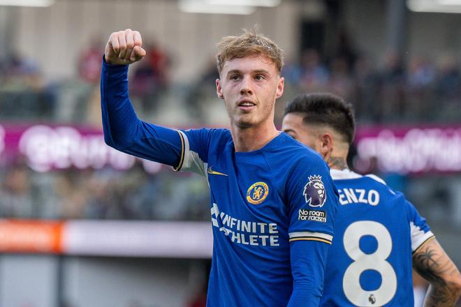 替补神兵！凯尔登·约翰逊5分钟轰13分，带队反超湖人9分（替补爆发！凯尔登·约翰逊5分钟轰13分，助球队反超湖人9分）