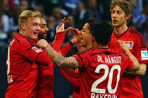 世体：弗里克对球队防守不满意，这赛季造越位成功次数少多了（世体：弗里克对防线表现不满，本季成功造越位次数大幅减少）