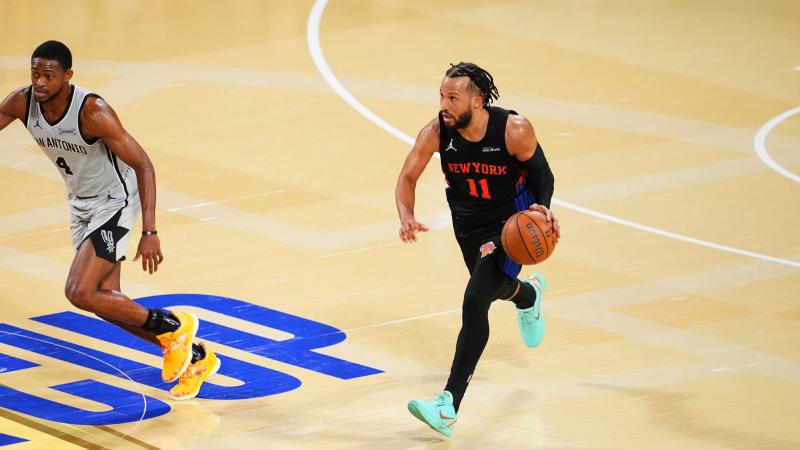 布斯克茨退役，10年世界杯冠军西班牙仅剩5人仍在踢球（布斯克茨挂靴，2010西班牙冠军队仅剩5名现役球员）