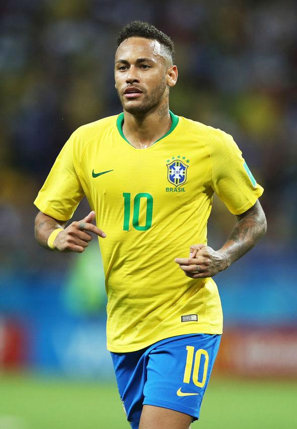 德乙半场：双方均破门乏术，艾禾斯堡暂0-0杜塞尔多夫（德乙半场战报：艾禾斯堡与杜塞尔多夫互交白卷，比分暂为0-0）