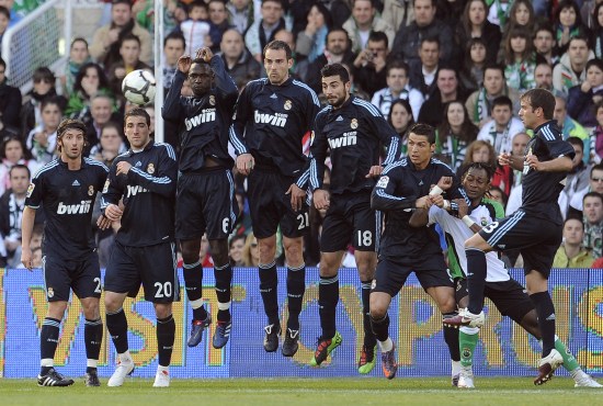 日媒：世界杯抽签日本可能与阿根廷、挪威和意大利共造死亡之组（日媒：日本若在世界杯与阿根廷、挪威、意大利同组，恐落入死亡之组）