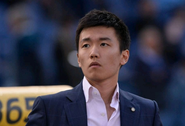 德转预热戴维身价：最高4500万欧不变，最低下跌至3000万欧（德转前瞻戴维身价：上限维持4500万欧，下限下调至3000万欧）