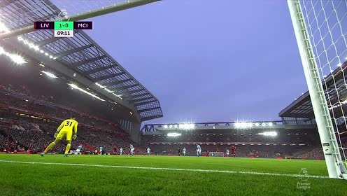 半场梅开二度，埃文-弗格森生涯首次在欧战中取得进球（埃文-弗格森上半场梅开二度，职业生涯欧战首球诞生）