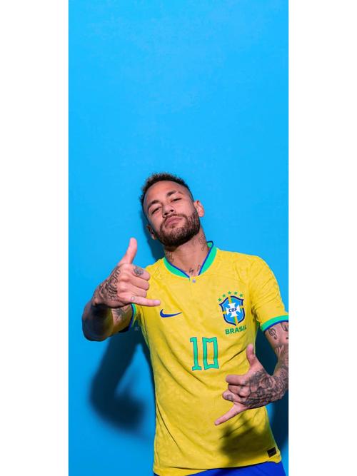 经纪人：若有球队有意圣地亚哥很正常，但他没离开米兰的想法（经纪人：有球队青睐圣地亚哥很正常，但他不打算离开米兰）